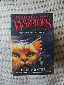 Warriors: the Prophecies Begin Series: Box Set: Volumes 1 to 5 by Erin Hunter - Bild 1 von 4