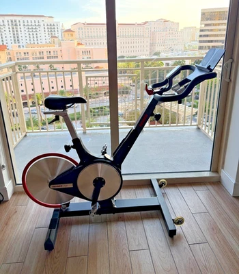 Ciclo de exercícios indoor Keiser M3i - Imagem 1 de 4