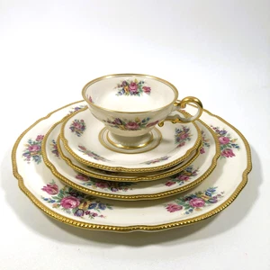 Vintage Castleton Rose Bouquet 5 Piece Place Setting Dinnerware - Picture 1 of 10