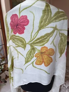 Fine Soft Silk Printed Pashmina Scarf. Wonder of Kashmir "Through Ring of Finger - Picture 1 of 5