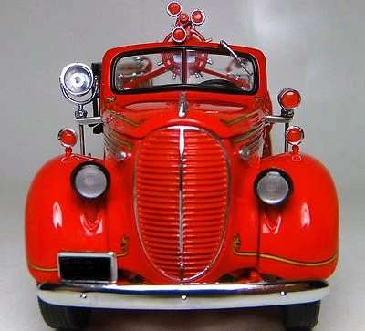 Vintage Classic Antique Red Fire Engine Truck Metal Dream Model Car Pickup Promo - Image 1 of 4