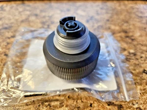 Hoover FH14000 FH14010 FH14020 FH14050 SOLUCIÓN TAPA TANQUE TAPA OEM # 440014958 - Imagen 1 de 4