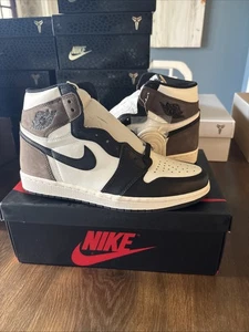 Talla 9 - Jordan 1 Retro OG High Dark Mocha - Imagen 1 de 7