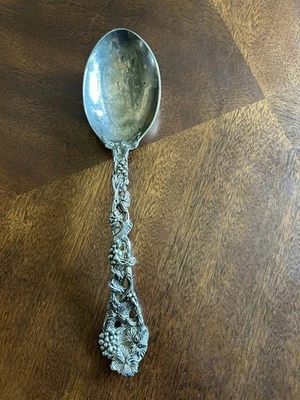 VINTAGE SILVER PLATE GODINGER GRAPE PATTERN SERVING SPOON - Image 1 of 4