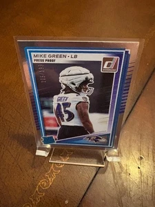 Donruss Mike Green 2025 troquelado a prueba de prensa clasificación Rookie RC #D 105/199 Ravens - Imagen 1 de 2