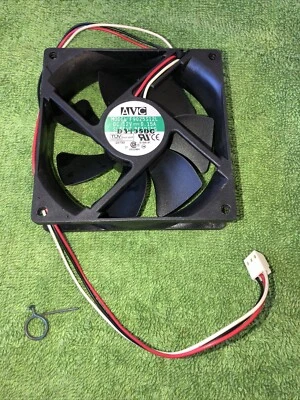 AVC DESKTOP COMPUTER COOLING CASE FAN 92MM F9025S12L SLEEVE BEARING 3-PIN 12V - Image 1 of 2