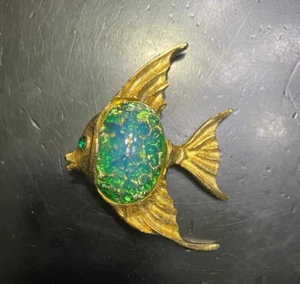 Vintage Dodds? Jelly Belly Blue Green Foil Back Cabochon Angel Fish Brooch Pin - Picture 1 of 5