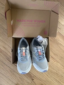 NWT - Women's Size 9W RYKA Airy Blue Walking Shoes. - Picture 1 of 5