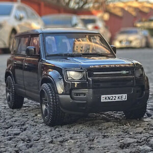 1:24 Land Rover Defender 110 2022 Alloy Model Cars Rotation Toy Gifts For Kids