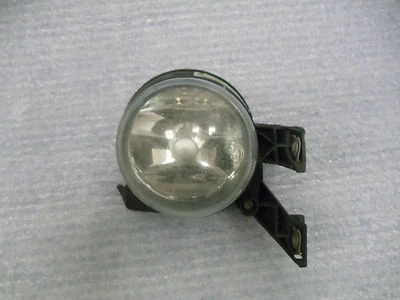 Luz antiniebla pasajero derecho Volkswagen Beetle 2001-2005 OEM 1C0941700B Foto 1 de 4