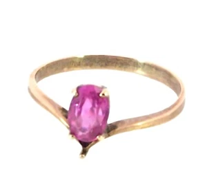 Natural Genuine Pink sapphire Gemstone set in 9kt Yellow Gold Ring H90 - Picture 1 of 8