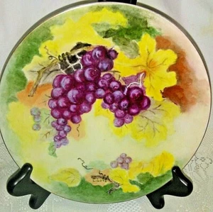 Vintage Hutschenreuther Arzberg Bavaria-Display/Wall Plate-Purple Grape Cluster - Picture 1 of 5
