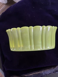 Akro Agate, Jadeite Green Planter 654, 1930's Vintage Slag Glass - Picture 1 of 3