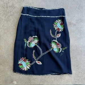 100% silk embroidered small skirt Navy. Floral embroidery and sequins. - Picture 1 of 9