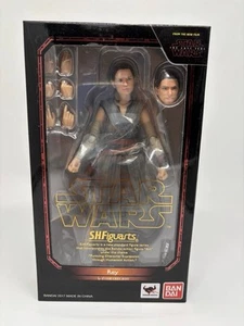 Neu S.H.Figuarts Star Wars THE LAST JEDI REY Actionfigur - Bild 1 von 9