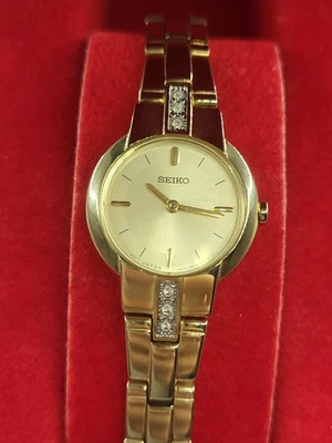 JAPAN [MINT] 2001 Seiko Diamond 20mm Gold Tone Women's Watch 1N00-0SJO 6.3" Rare - Image 1 of 4