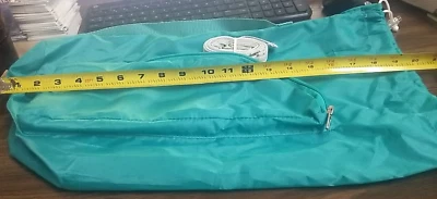 BOLSA DE VIAJE BABYBOND PLÁSTICO VERDE AZULADO, 19" LARGO, 10" ANCHO CON BOLSA, CORREA DE TRANSPORTE Foto 1 de 4