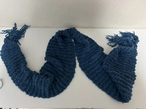 Hand Knit Fringe Scarf Soft Cozy Blue 21" - EUC - Picture 1 of 7