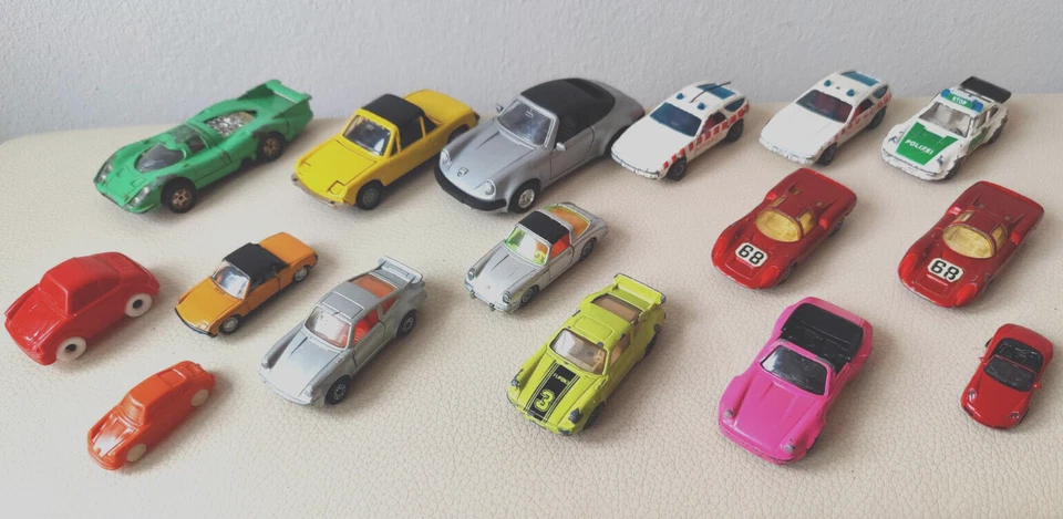 AUSWAHL: vintage PORSCHE Sportwagen Die Cast Model Metall Auto Ferdinand  RARITY - Bild 1 von 1