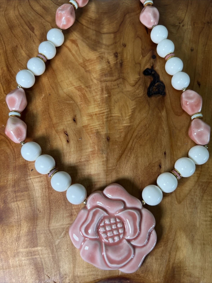 Vintage Japanese White and Pink Beaded Necklace Ceramic Rose Pendant EUC Lovely! - Image 1 of 4
