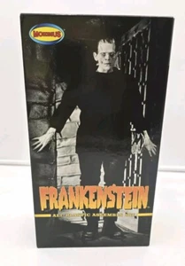 Moebius Frankenstein 1/8 Scale Model Kit New in Box 2009 Universal Monsters - Picture 1 of 5