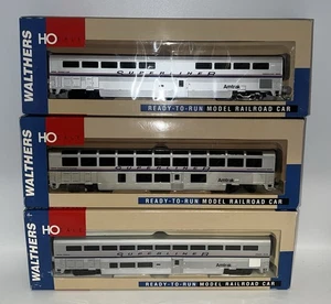 Menge 3 HO Scale Walthers Amtrak Wagen - Reisebus, Sightseer Lounge & Speisewagen - Bild 1 von 18