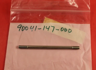 NOS Honda NC50 Express Cylinder Stud Bolt QTY 2 90041-147-000 - Image 1 of 4