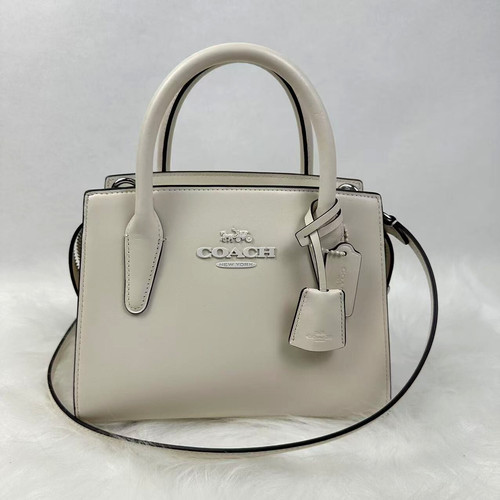 Borsa a tracolla Coach Andrea in pelle argento gesso CP081 nuova con etichette