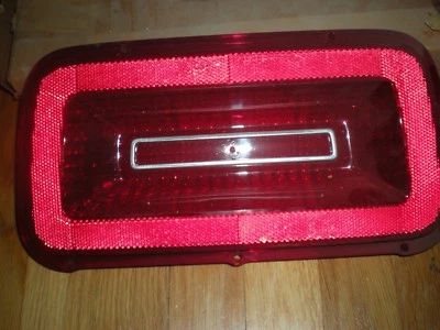 FORD GALAXIE 1970 LENTE LÁMPARA TRASERA NUEVO DE STOCK Foto 1 de 3