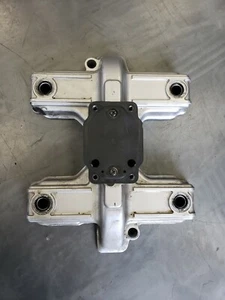 Used OEM 1993-2008 Suzuki GS500 Valve Cover 11171-01D02 - Picture 1 of 6