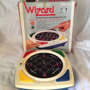 JUEGO DE MEMORIA DE ASISTENTE ELECTRÓNICO VTECH 1984 para niños y niñas de 7 años en adelante - Imagen 1 de 12