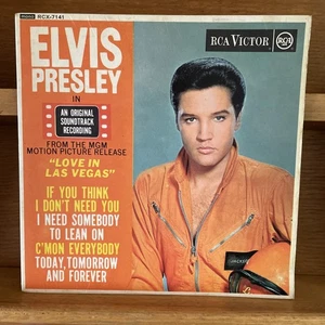 Elvis Presley Love in Las Vegas 7 Inch Vinyl Record - 1964 - Picture 1 of 3