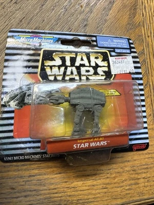Estatueta Star Wars Micro Machines Mini Vintage Impreilal AT-AT LACRADA - Imagem 1 de 3