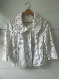 Ann Taylor Loft Women 4 Top Shirt Blouse Blazer White Eyelet Cropped Zip Up - Picture 1 of 14