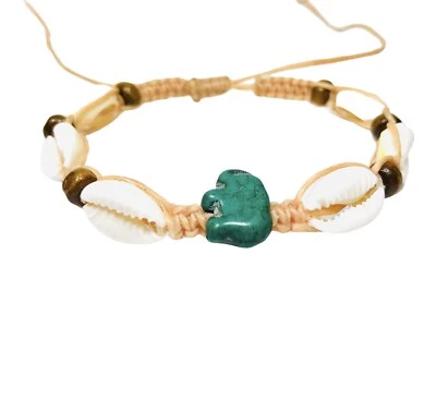 Durable Shell Handmade Bracelet Elegant Design - Perfect for Outdoor Activities - Image 1 of 4