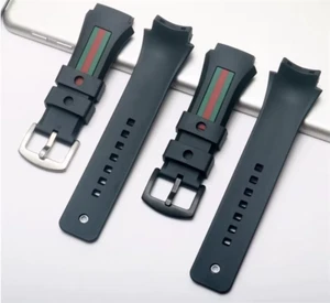 Cinturino in gomma nera morbida 29x21 mm con fibbia a spillo adatto per orologi modello Gucci YA137  - Foto 1 di 13