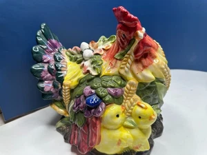 Gallina in porcellana Perky con due pulcini - Foto 1 di 10
