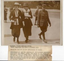 WWI French Fashions Snapped on Boulevards of Paris France Original News Photo #2