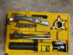 5T Hydraulic Gear Puller Kit Bearing Puller w/Case 2/3 Jaw Bearing Hub Separator - Picture 1 of 5