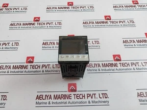 Fuji Electric PXF4ABU2-GVY00 Temperature Controller 50/60Hz - Picture 1 of 8