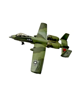 Maisto Avión Militar Camuflaje GI Joe Hecho en China Die-Cast - Imagen 1 de 9