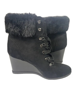 Bamboo Women's Boots Bootie Platform Lug Sole Combat Size 7 Blk On Blk Faux Fur - Image 1 of 4