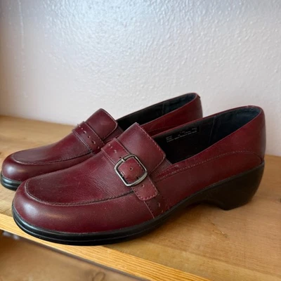 Clarks Mujer Borgoña Rojo Oscuro Cuero Mocasines Con Tacón Cuña, 7.5 M Foto 1 de 4