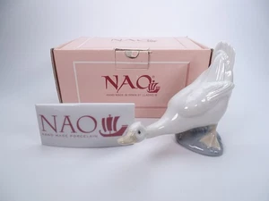 NAO by LLADRO Geese/ Goose Reaching, bottom up 00244 Collectable Figurine Boxed - Picture 1 of 16