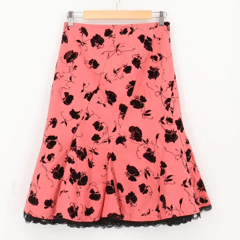 Falda Anthropologie Odille Y2K Rockabilly Floral Rosa Negro Encaje Retro Talla 2 Foto 1 de 4