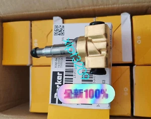 131K0111 parker Pneumatic Valve By DHL or FedEx - Picture 1 of 1