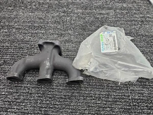 Kubota Exhaust Manifold 17213-12310 17213-12312 For D905 D1005 D1105 D1305 - Picture 1 of 7