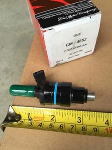 Fuel Injector MOTORCRAFT CM-4852 - Picture 1 of 6