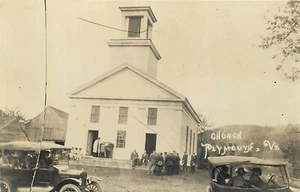PLYMOUTH, VERMONT - GRUPPE VOR KIRCHE - ALTE ECHTFOTO POSTKARTE ANSICHT - Bild 1 von 2