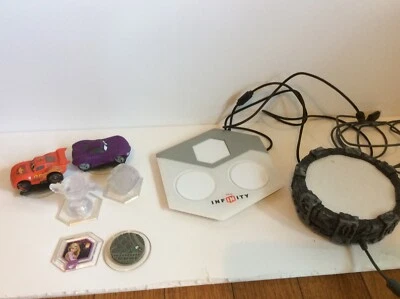 Disney Infinity Wii U Lote Coches Portal Figuras Activision Portal Of Power Foto 1 de 4